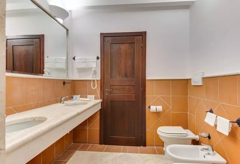 デラックスルーム, Sighientu Resort
