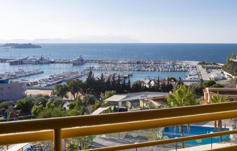 带大床的套房, Suhan Seaport