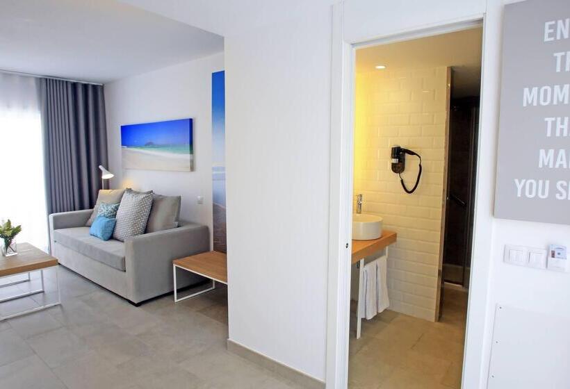 プールビュースタンダードルーム, Labranda Corralejo Village