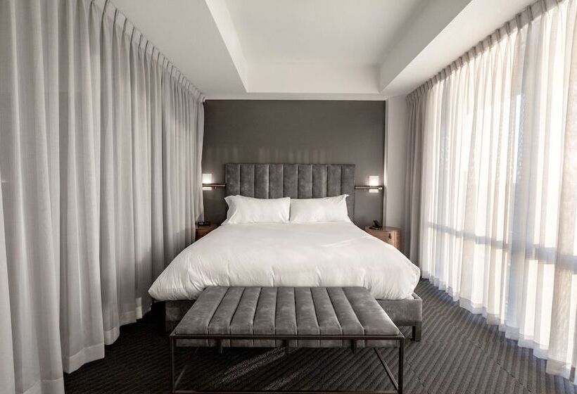 Номер Стандарт Двуспальная Кровать, Chauncey Iowa City, Tapestry Collection By Hilton