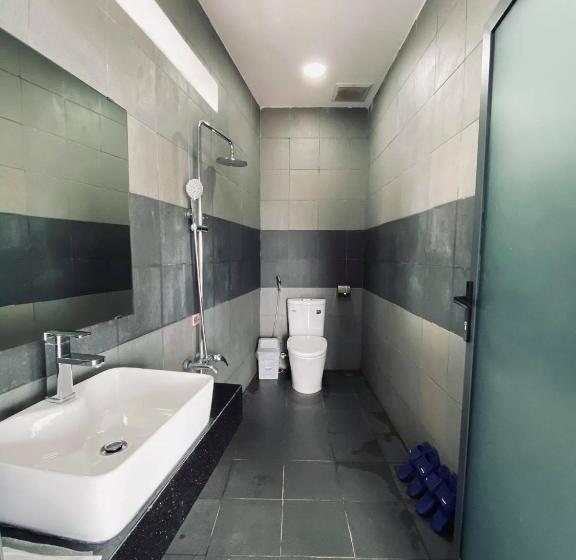 اتاق سه نفره دلوکس با چشم‌انداز دریا, Vivian Hotel Mui Ne