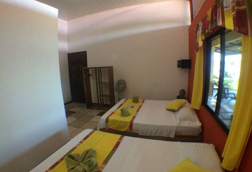 Четырехместный Номер Стандарт, Sunset Rooms