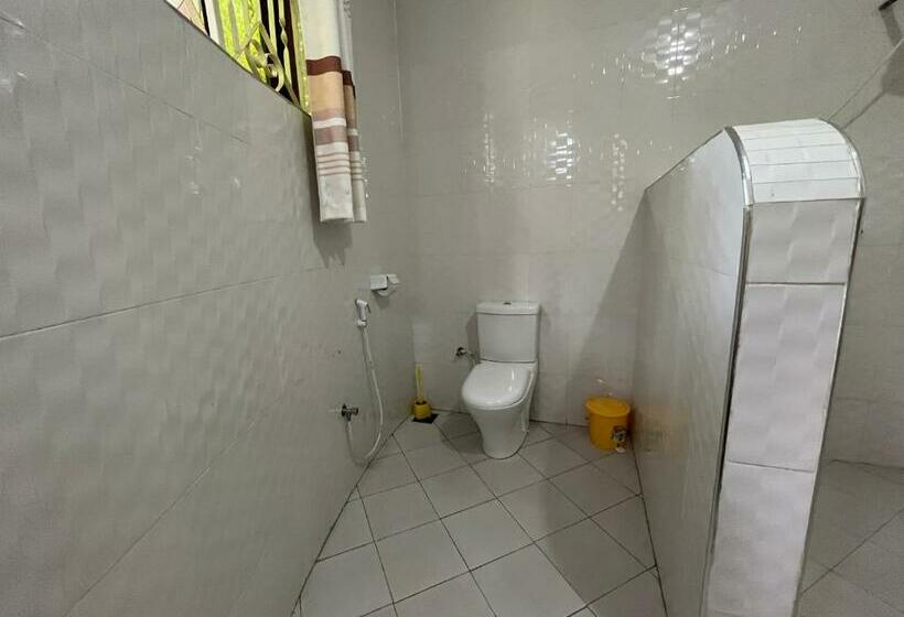 带2个双人床的标准工作室, Charming Bungalows