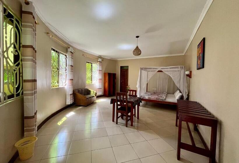 标准单人间, Charming Bungalows