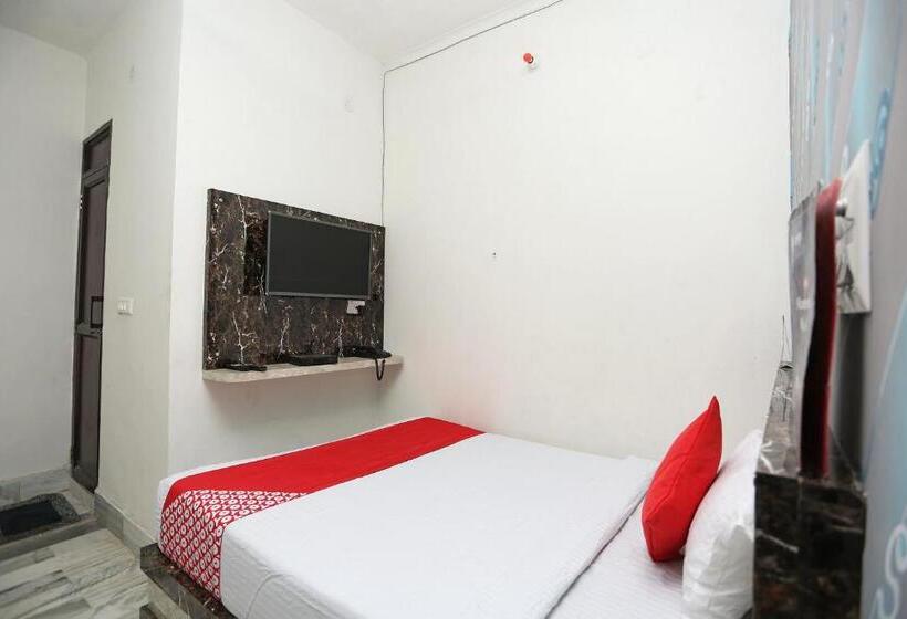 Üç Kişilik Klasik oda, Oyo 24763  Blue Moon