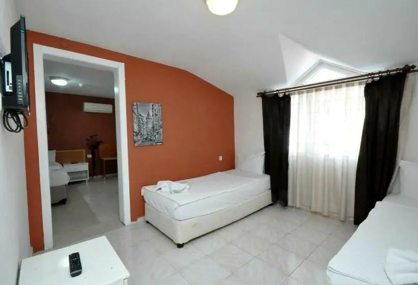 اتاق استاندارد با بالکن, Lale Otel