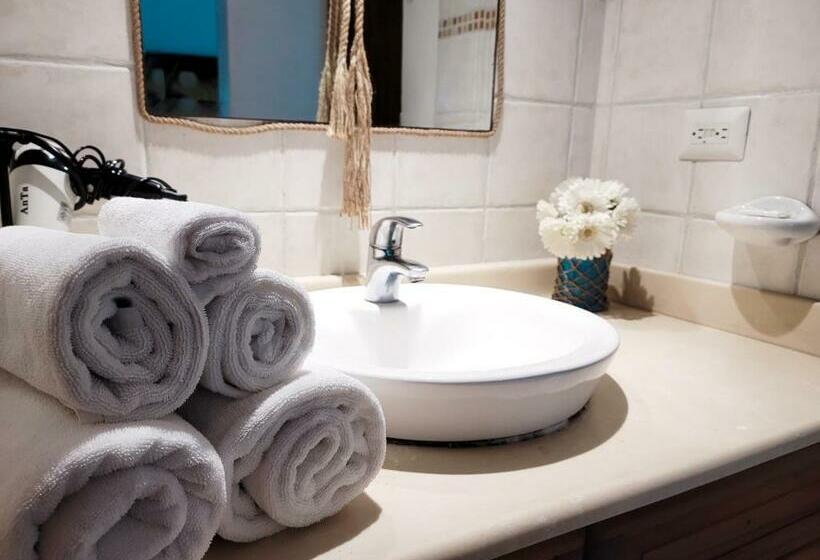 1ベッドルームアパートメント, Tanama