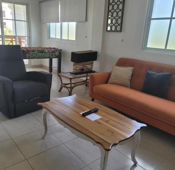 1ベッドルームアパートメント, Tanama