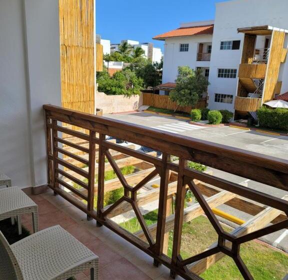 バルコニー付き1ベッドルームアパートメント, Tanama