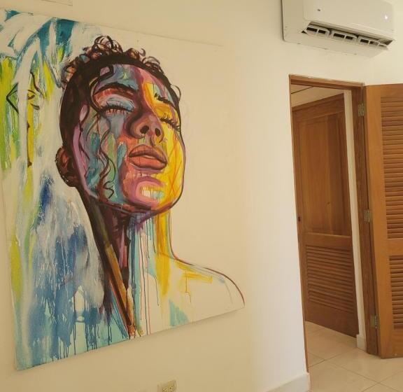 1ベッドルームアパートメント, Tanama