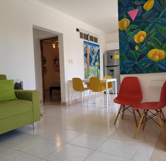 バルコニー付き1ベッドルームアパートメント, Tanama