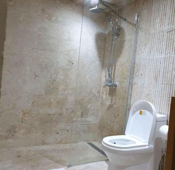 テラス付き1ベッドルームアパートメント, Tanama