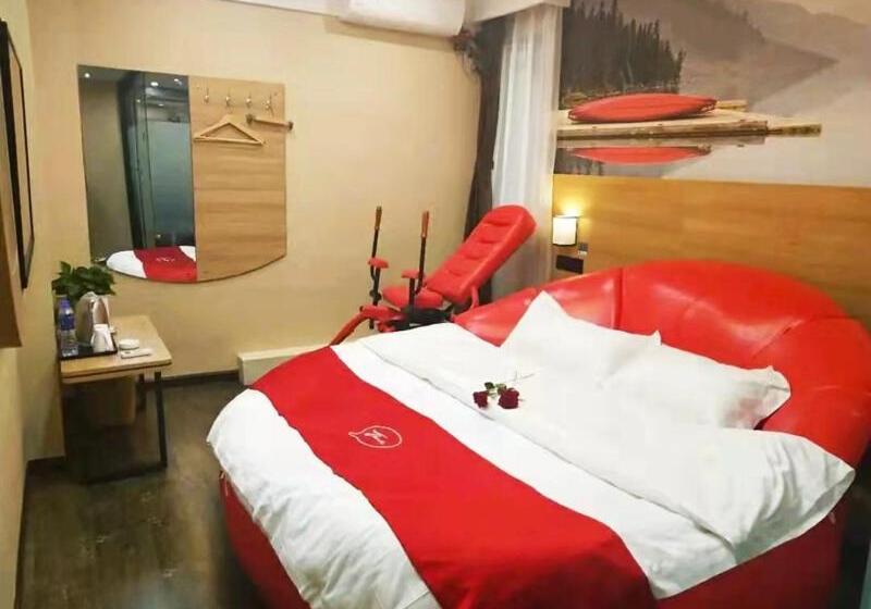 Romantic Room, Thank Inn Chain Hotel Jiangsu Nantong Chongchuan District Century Plaza Nantong University