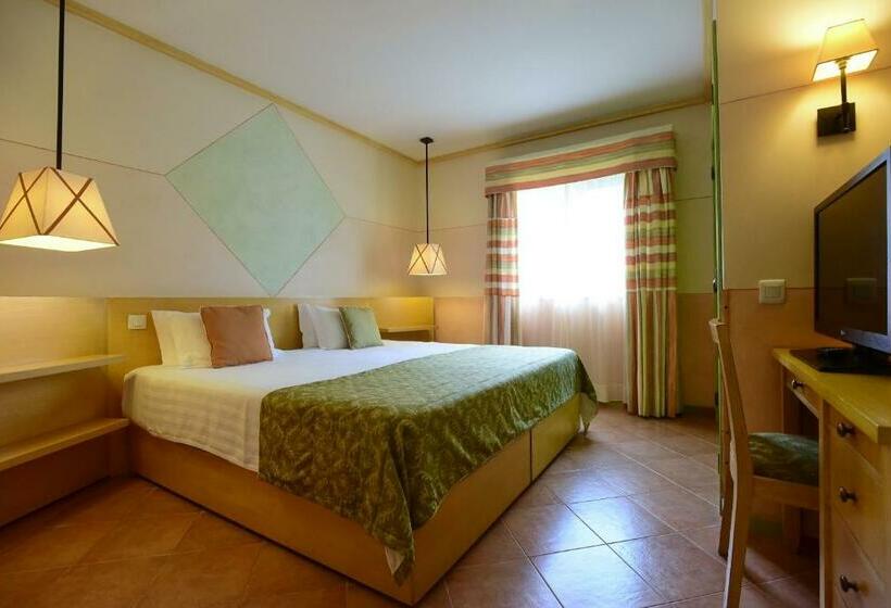 شقة غرفتين, Grande Real Santa Eulalia Resort & Hotel Spa