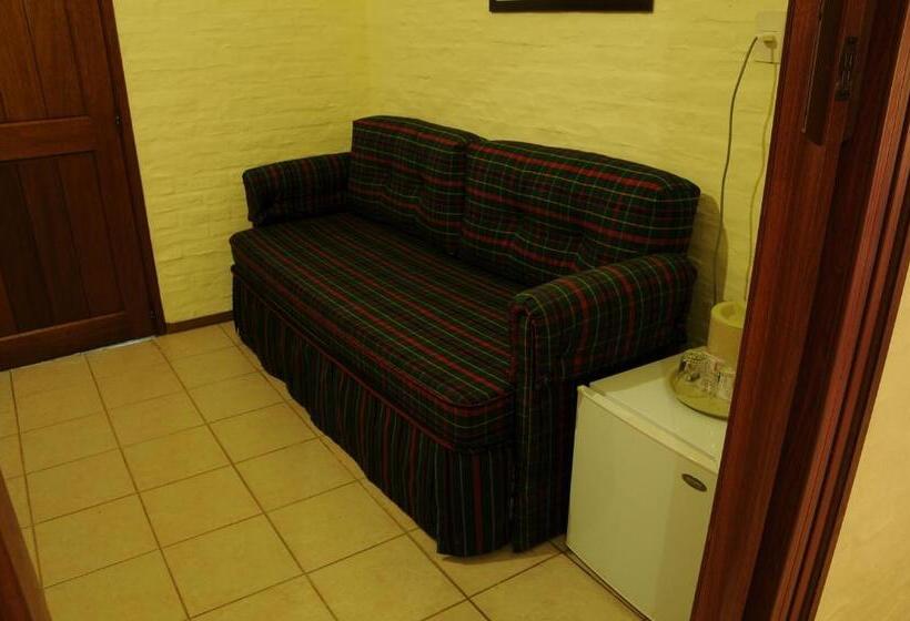 بانگلوی استاندارد, Arapey Oasis Termal