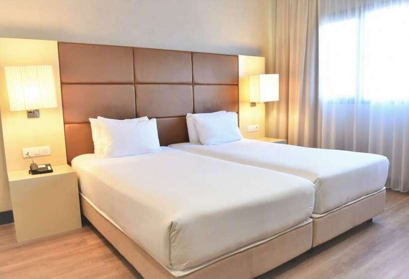 اتاق استاندارد, Holiday Inn Madrid Las Tablas, An Ihg