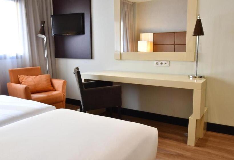 Quarto Estandar, Holiday Inn Madrid   Las Tablas, An Ihg