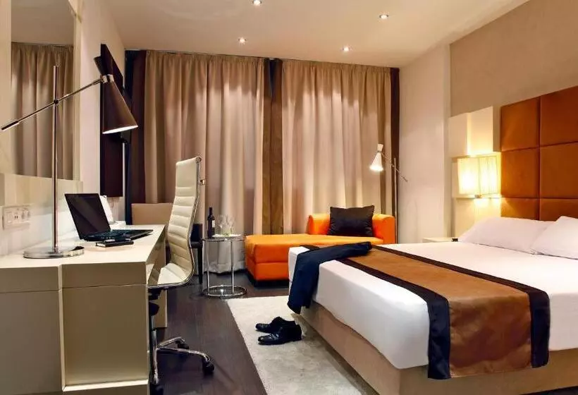 Premium Room