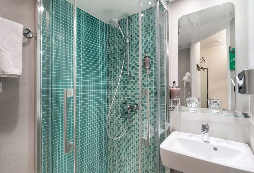 غرفة قياسية, Ohm By Happyculture