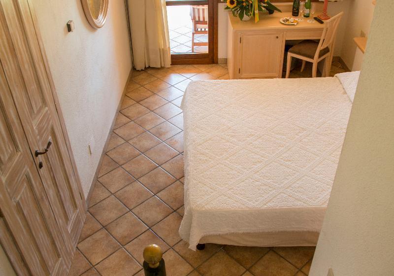 غرفة عائلية, Sant Elmo Beach