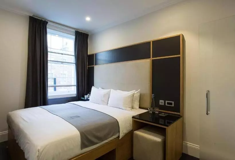 Standard Room, The Z Hotel Gloucester Place