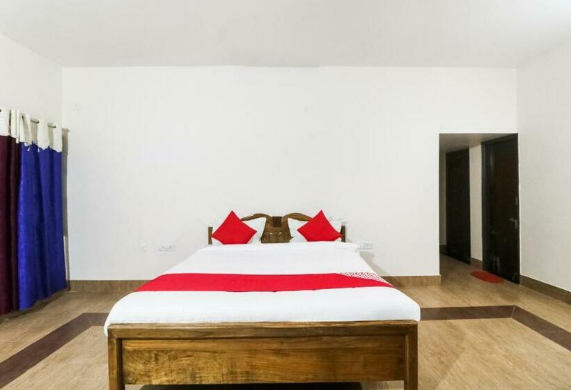 اتاق کلاسیک سه تخته, O Purple Villa
