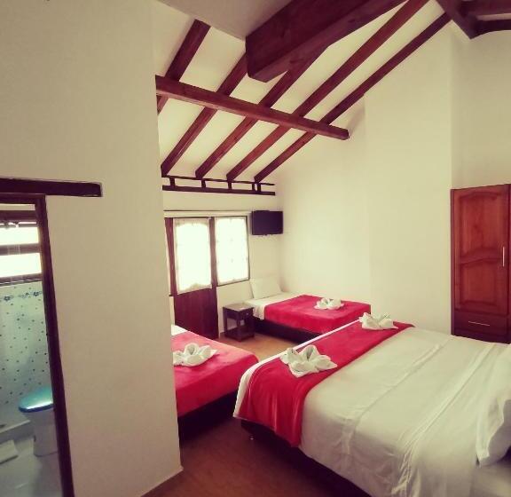 اتاق خانوادگی, Hospederia Sandaned