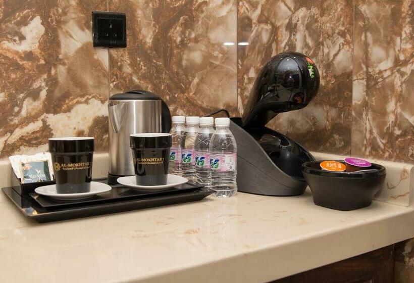 Люкс с Террасой, Al Mokhtar Furnished Units