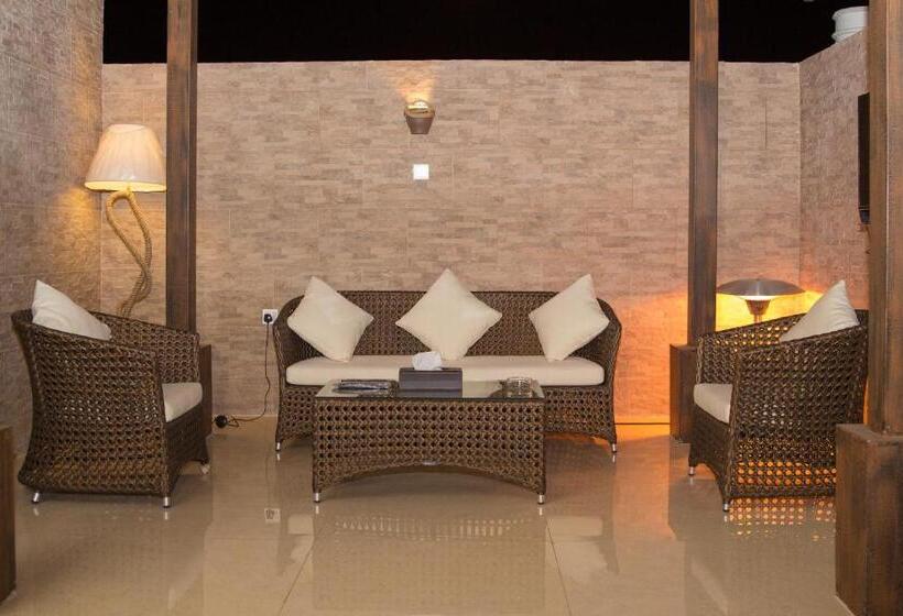 テラス付スイート, Al Mokhtar Furnished Units