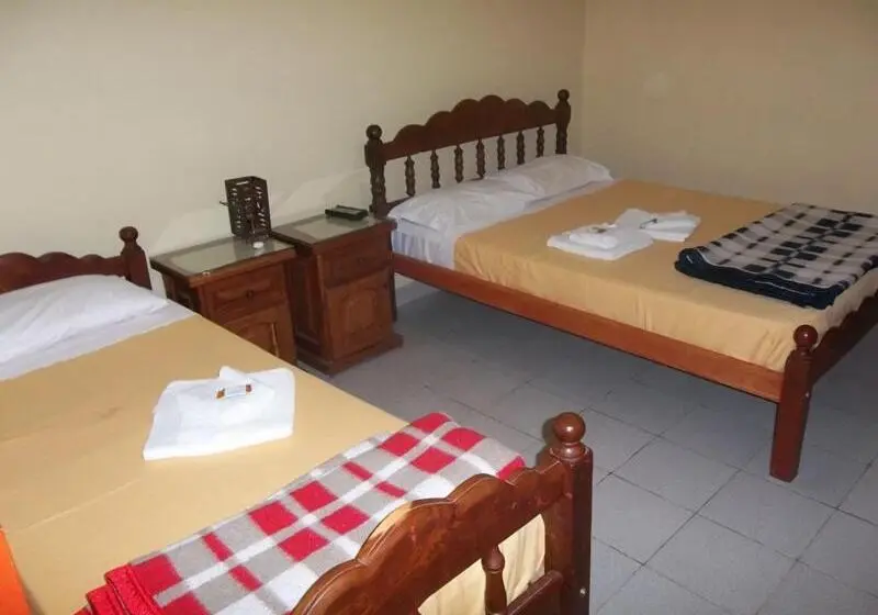 スタンダードトリプルルーム, Hostal Portal Del Valle