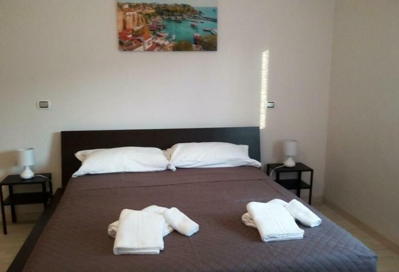 Номер Стандарт Трехместный, B&b Stella Di Mare