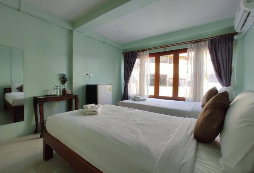 디럭스 룸, Ban Mae Boonthong