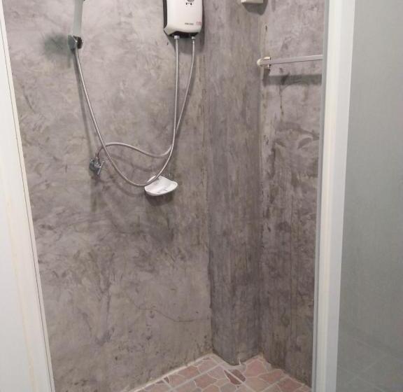 디럭스 트리플 룸, Ban Mae Boonthong