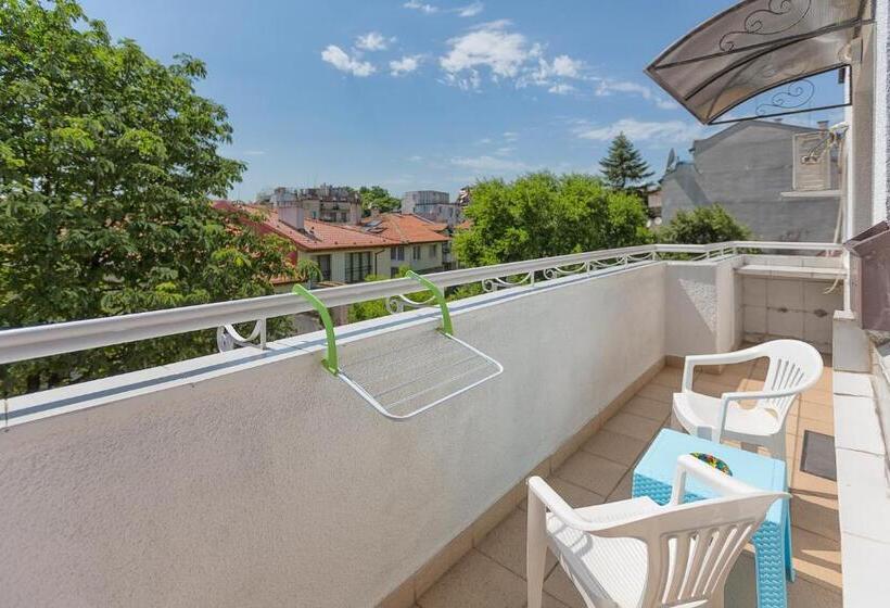 １ベッドルームアパートメント, Family Hotel Argo