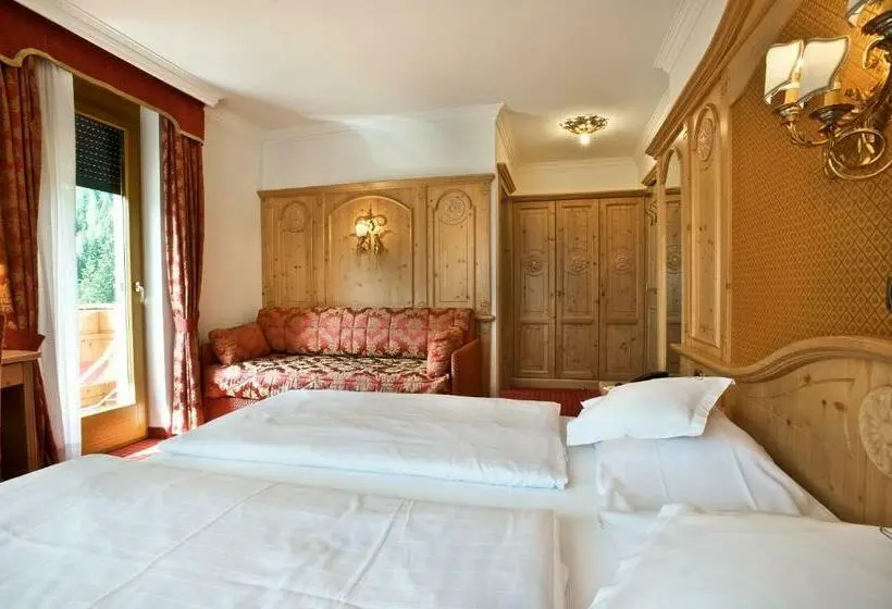 バルコニー付きスタンダードトリプルルーム, B&b Garni Serena