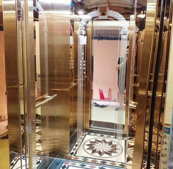 اتاق لوکس, Thanh Trung