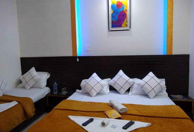 スタンダードトリプルルーム, Agra Paying Guest House