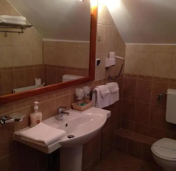 اتاق استاندارد با بالکن, Casa Vanatorului