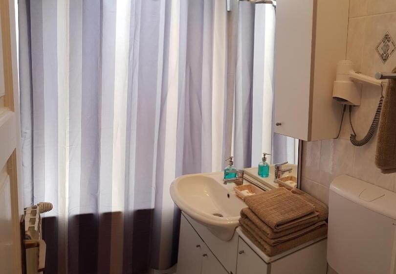 Standard room with outdoor bath, Casa Vanatorului