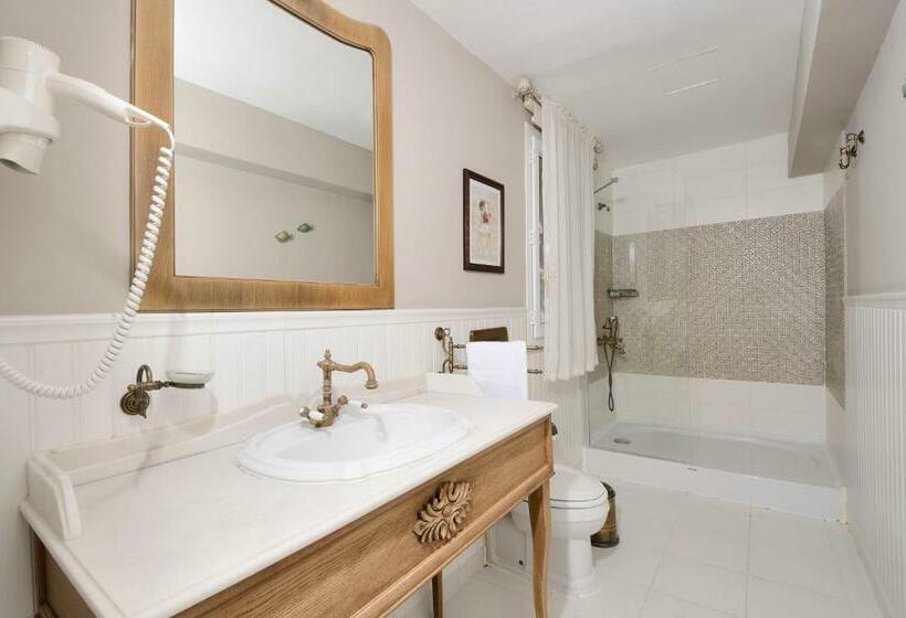 标准间, Cesme Marina Konukevi