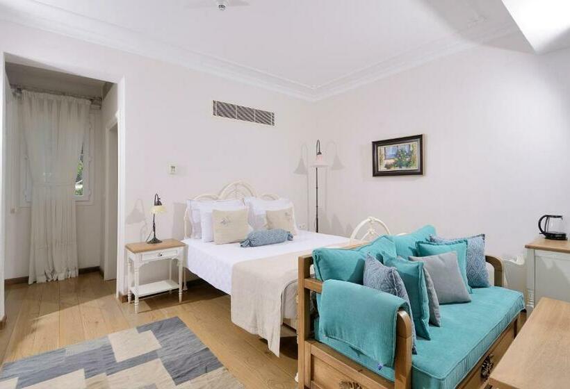 标准间, Cesme Marina Konukevi