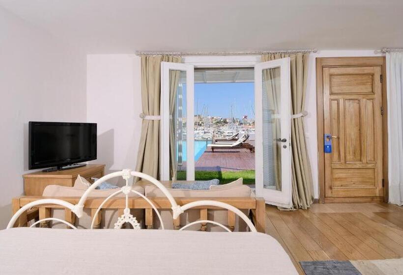 标准间, Cesme Marina Konukevi