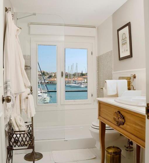 套房, Cesme Marina Konukevi