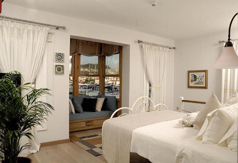 海景套房, Cesme Marina Konukevi