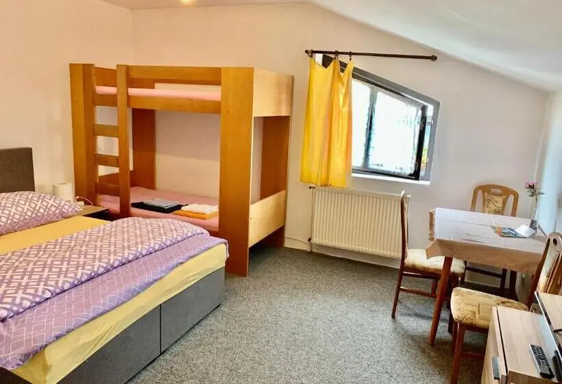 Appartamento 2 Camere da Letto con Balcone, Pension Lenka 2