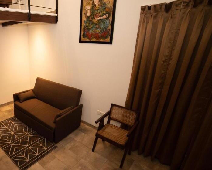 デラックスジュニアスイート, Half Hotel, Calangute