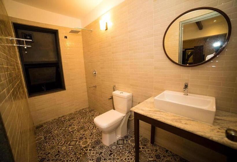 جناح سرير كينج, Half Hotel, Calangute