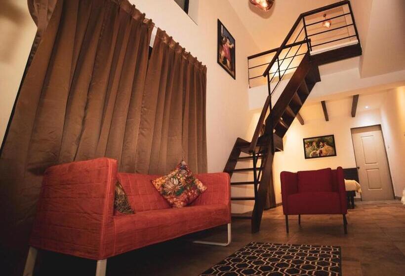 جناح سرير كينج, Half Hotel, Calangute