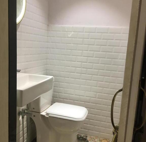 جناح عائلي, Half Hotel, Calangute