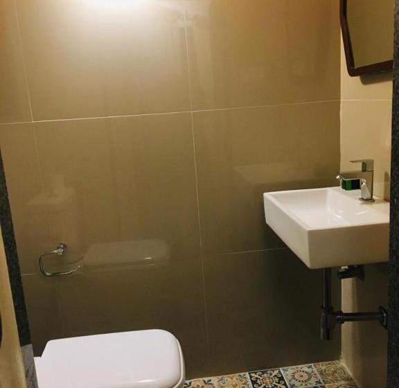 スイート（家族用）, Half Hotel, Calangute